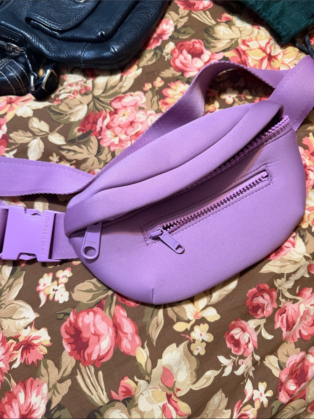 Dagne Dover Lavender Neoprene Waist Bag